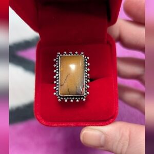 Vintage Mookaite Jasper Set In Sterling Silver Size 7